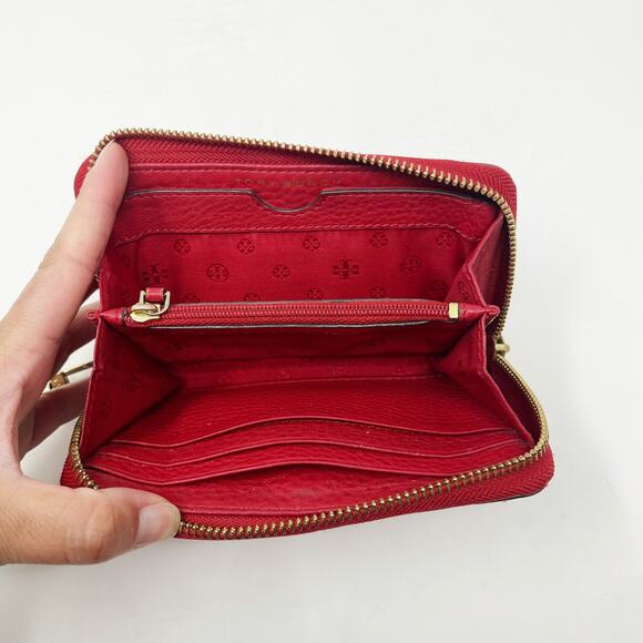 Tory Burch Red Robinson Clutch Wallet Saffiano Leather Full Zip Around Pocket - Picture 7 of 12